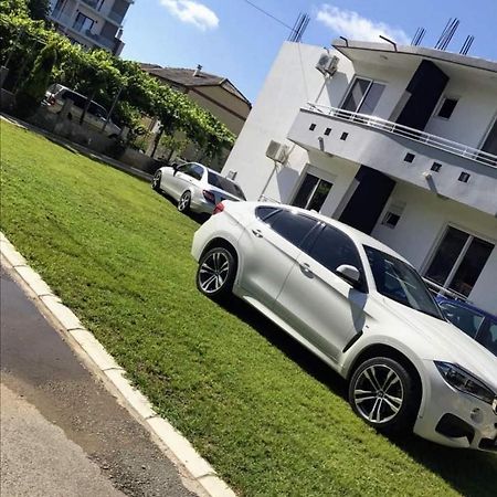 Md Apartments Ulcinj Buitenkant foto