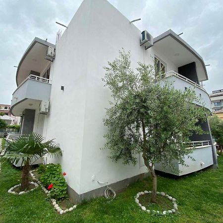 Md Apartments Ulcinj Buitenkant foto
