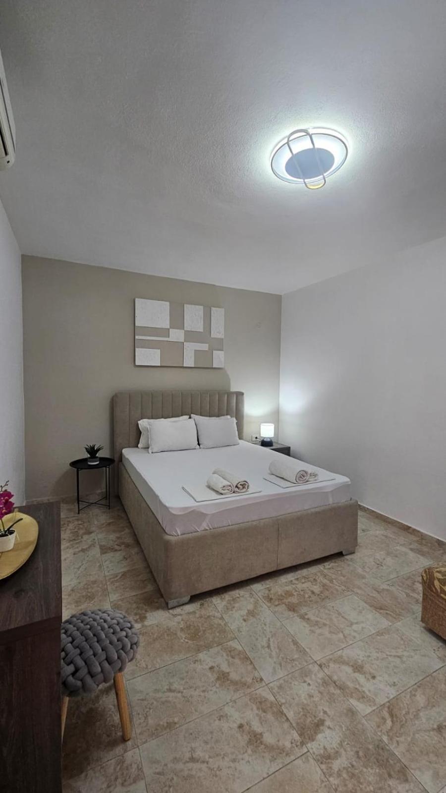 Md Apartments Ulcinj Buitenkant foto