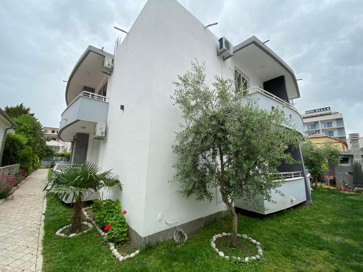 Md Apartments Ulcinj Buitenkant foto